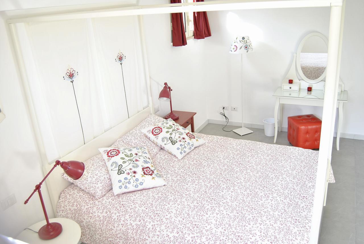 Bed & Breakfast La Volpe E L'Uva ซันตามารีเนลลา ภายนอก รูปภาพ